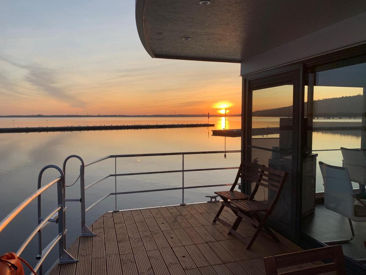 Hausboote Marina Braunsbedra Villa Eksteriør bilde