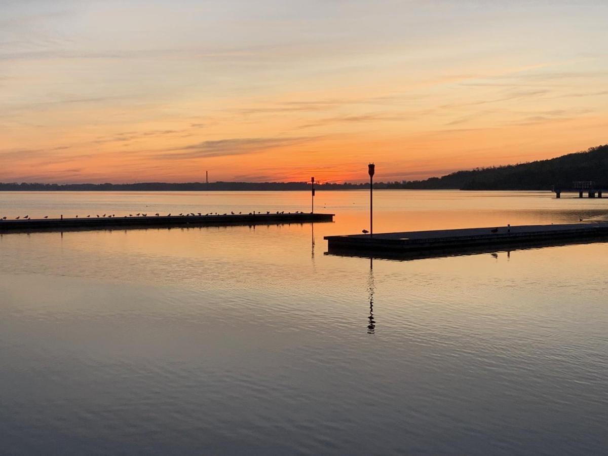 Hausboote Marina Braunsbedra Villa Eksteriør bilde